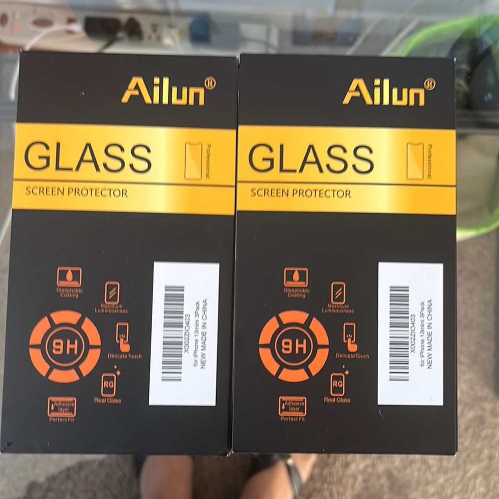 Screen protector for iPhone 13 mini